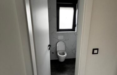 Apartman 2 (AP2) – Marka Marulića 12B – Murter