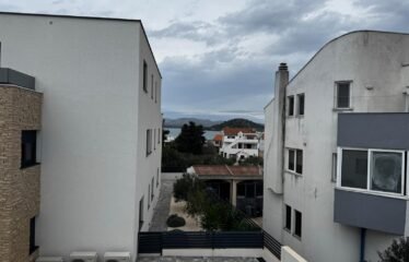 Apartman 2 (AP2) – Marka Marulića 12B – Murter